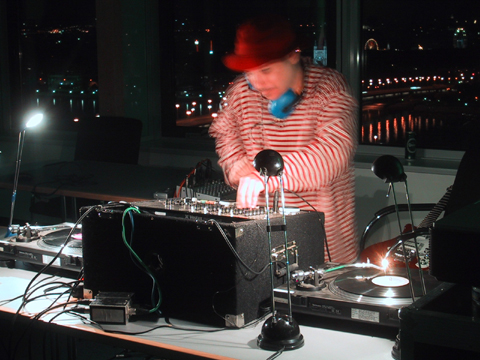 dj dolores